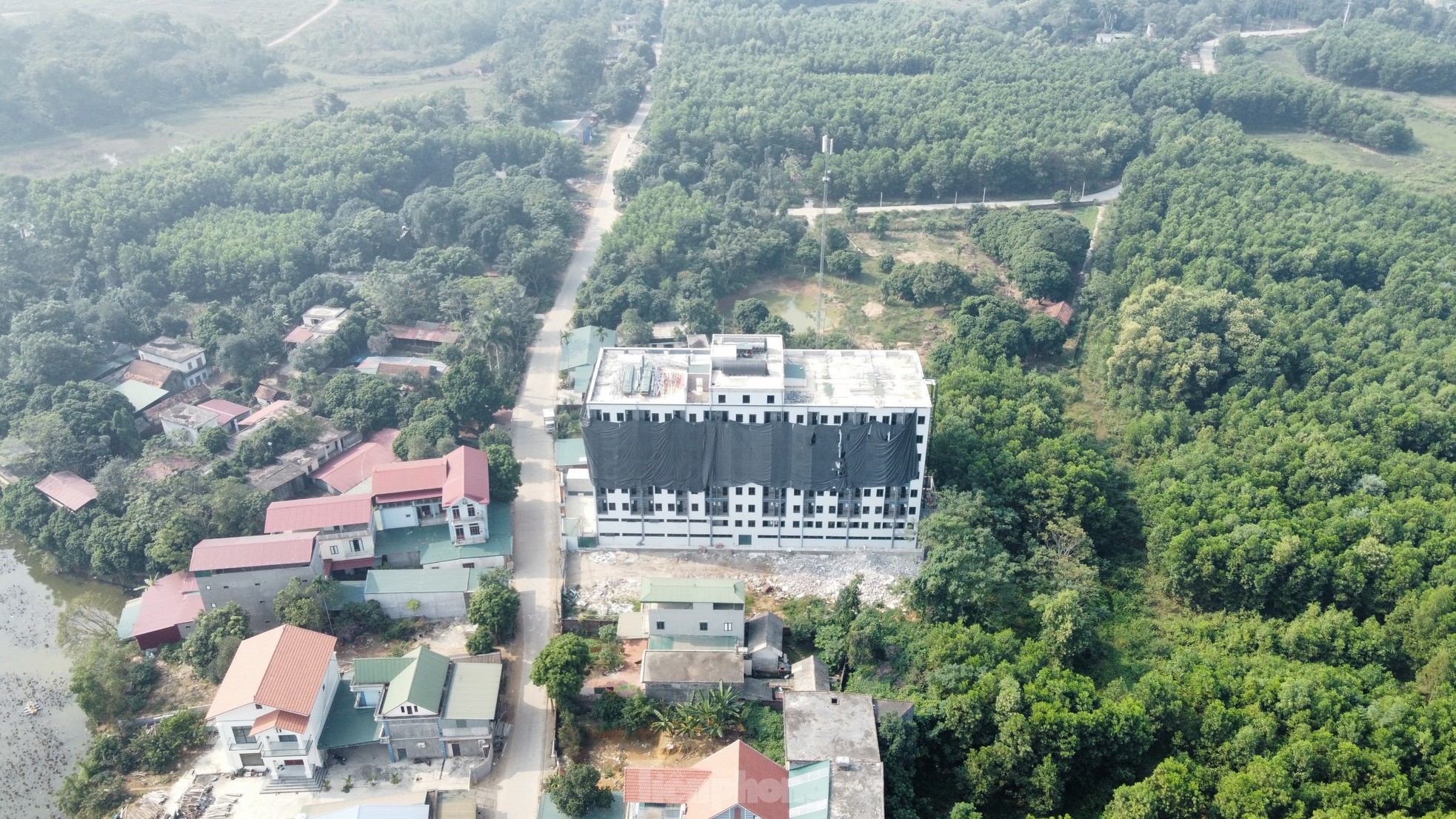 Thủ phủ chung cư mini sai phép ở ngoại thành Hà Nội ì ạch xử lý sai phạm - Ảnh 2.