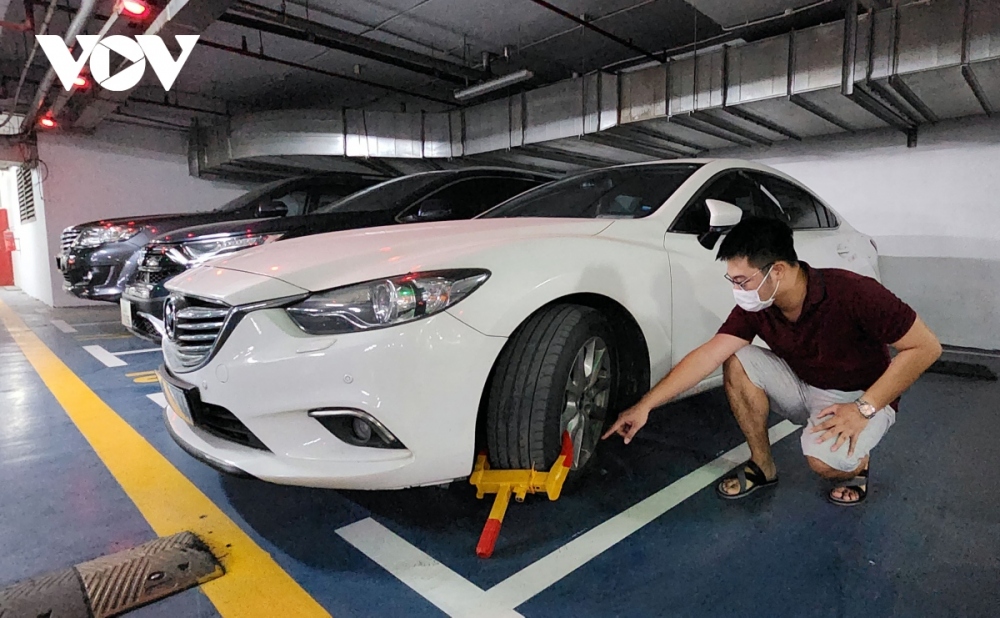 UBND quận Thanh Xuân lên tiếng về giá trông giữ xe tại hầm tòa nhà Artemis - Ảnh 1.