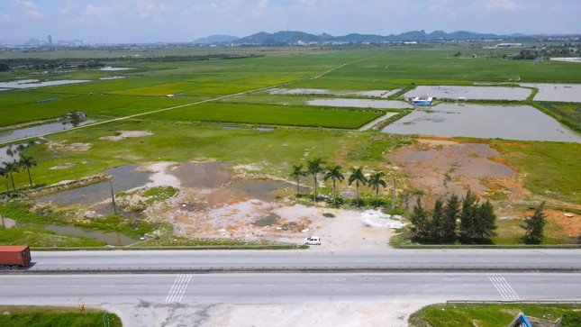 Dự án 2.300 tỷ của FLC ở Thanh Hóa dang dở, xin sửa kênh mương để làm nông - Ảnh 1.